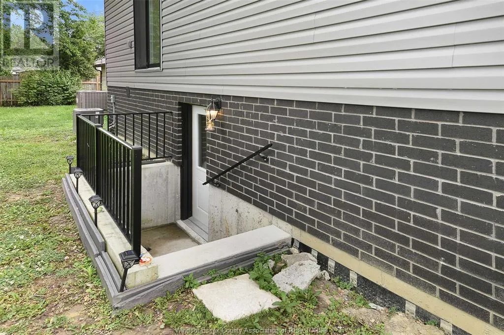 522 LESPERANCE ROAD