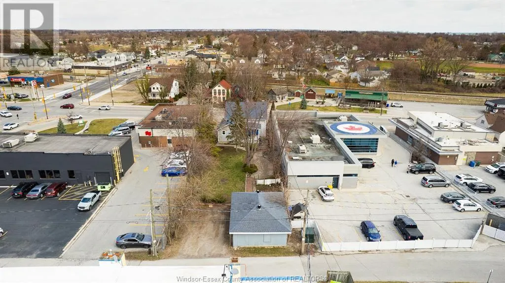 12325 TECUMSEH ROAD East