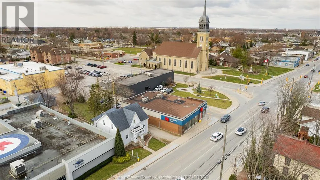 12325 TECUMSEH ROAD East