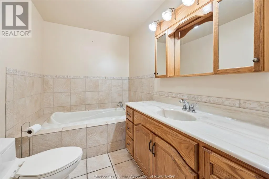 12325 TECUMSEH ROAD East