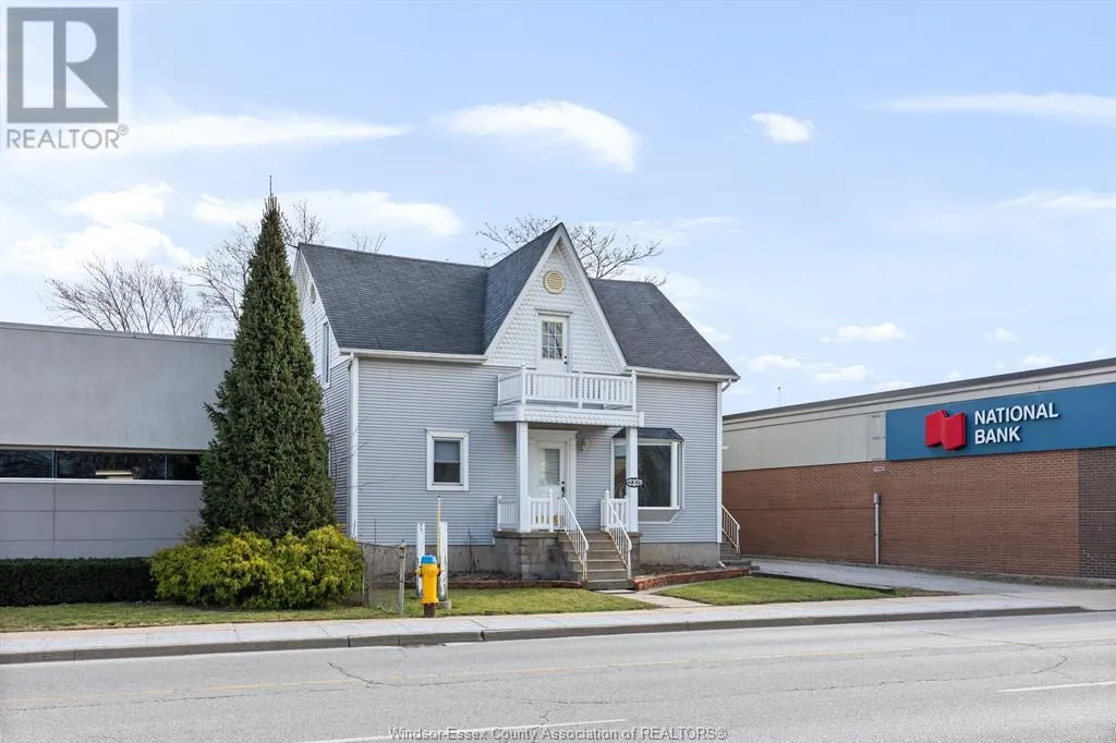 12325 TECUMSEH ROAD East