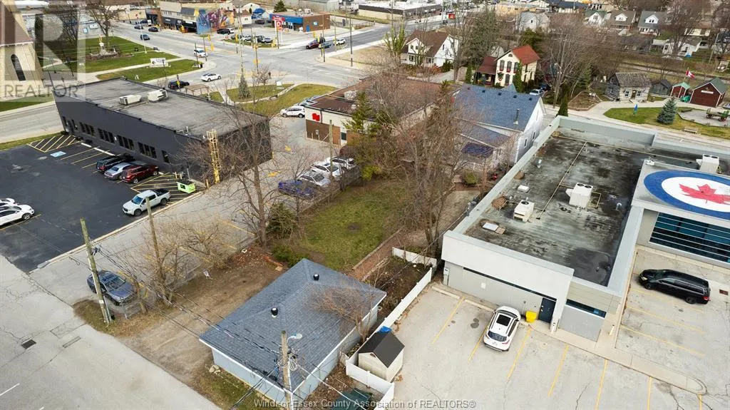 12325 TECUMSEH ROAD East