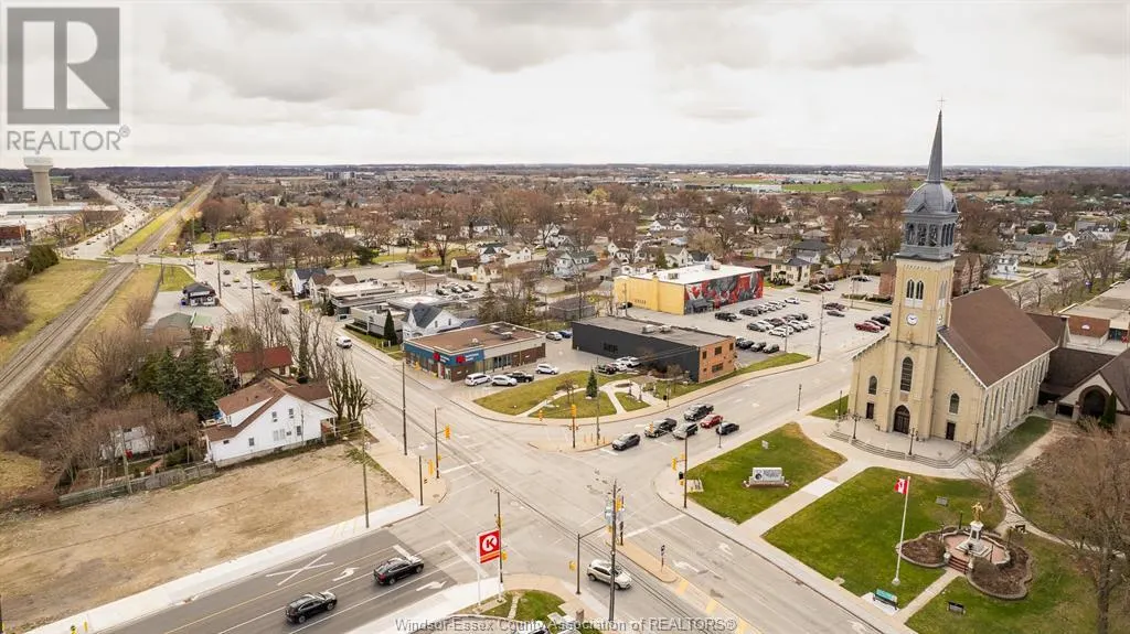 12325 TECUMSEH ROAD East