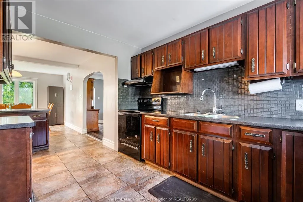 21088 PORT ROAD