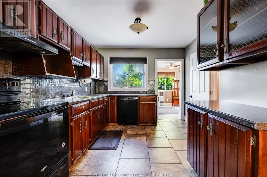 21088 PORT ROAD