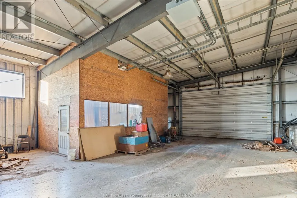9400 County Rd 42