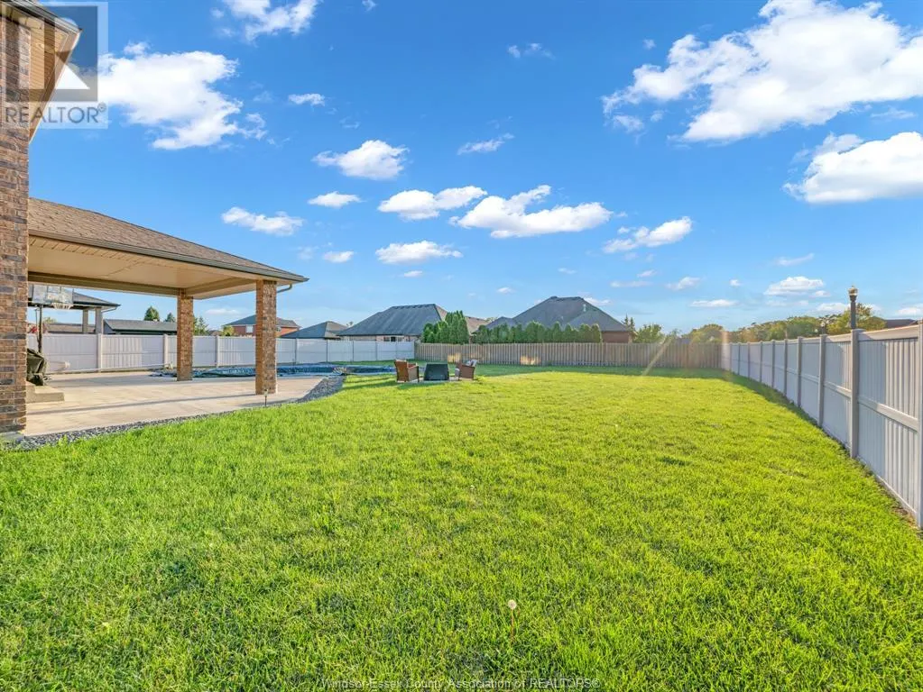374 POPLAR DRIVE