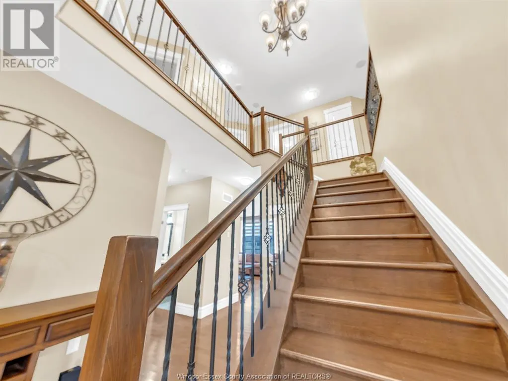 374 POPLAR DRIVE