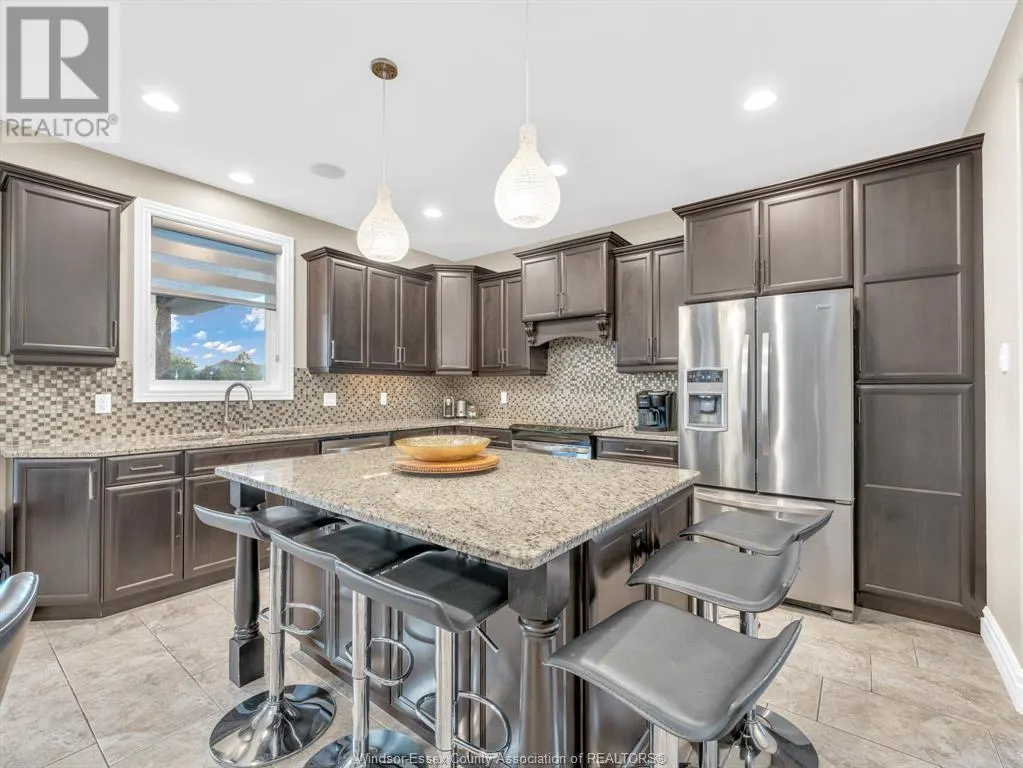 374 POPLAR DRIVE
