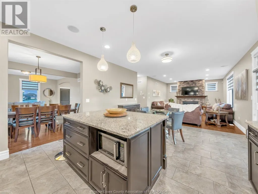 374 POPLAR DRIVE