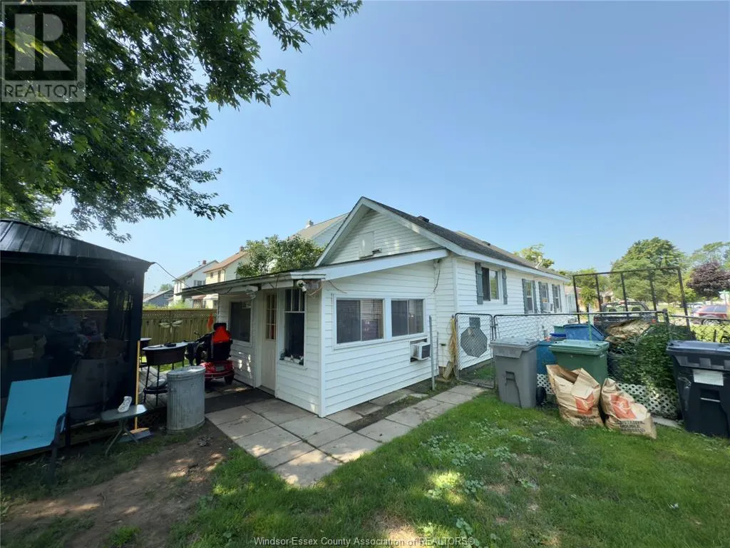 83 VICTORIA AVENUE