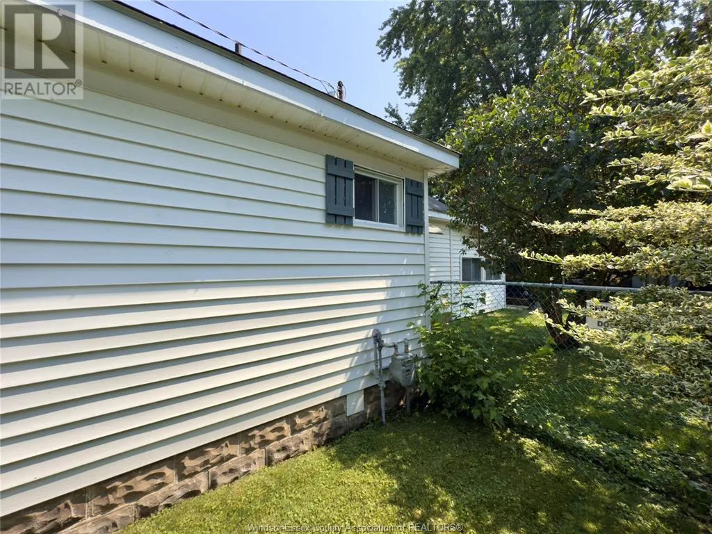 83 VICTORIA AVENUE