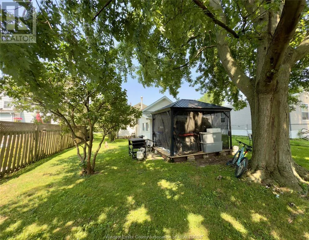 83 VICTORIA AVENUE