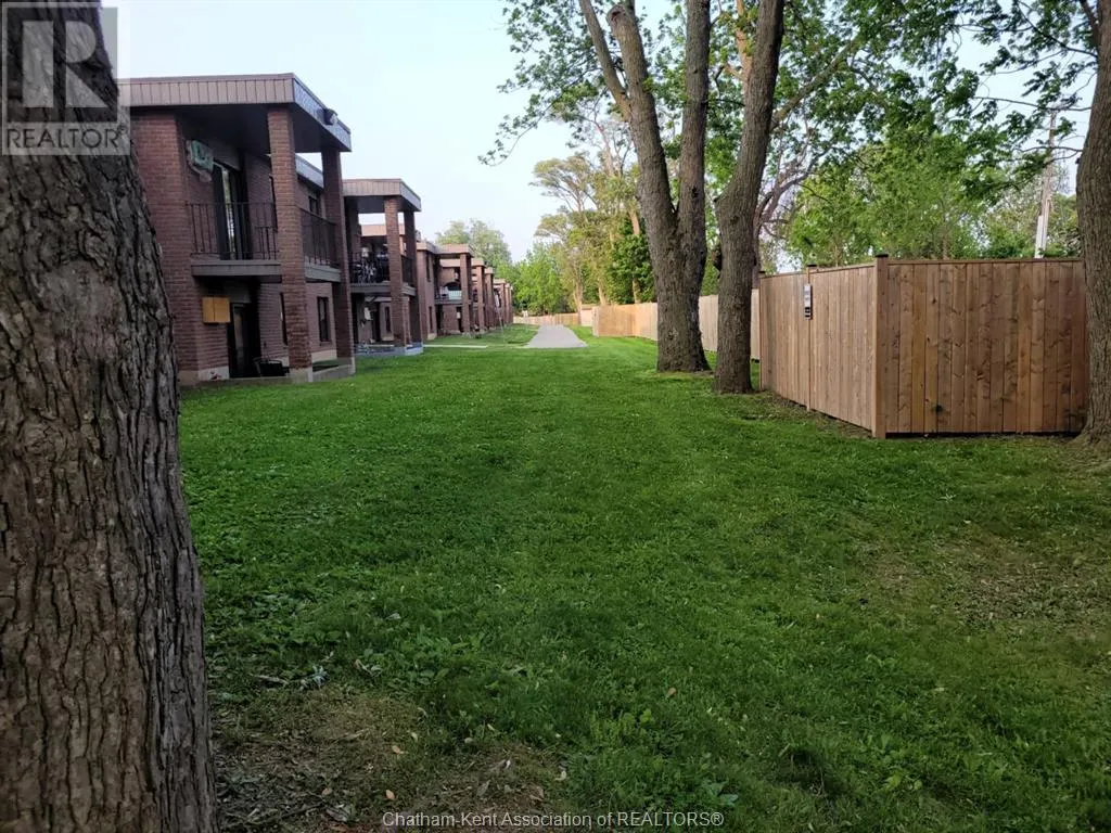 12 Montgomery DRIVE Unit# C102