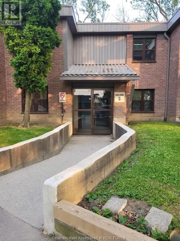 12 Montgomery DRIVE Unit# C102