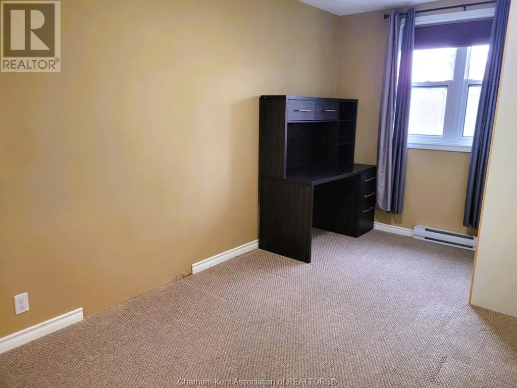12 Montgomery DRIVE Unit# C102