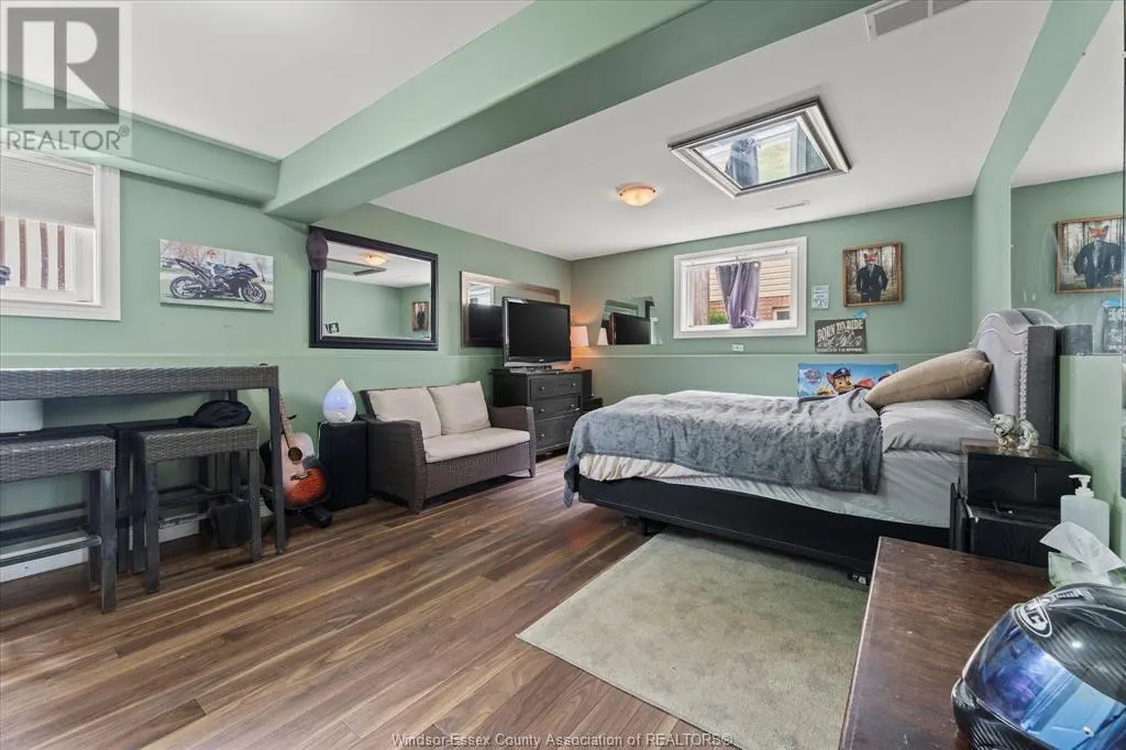 379 SELLICK DRIVE