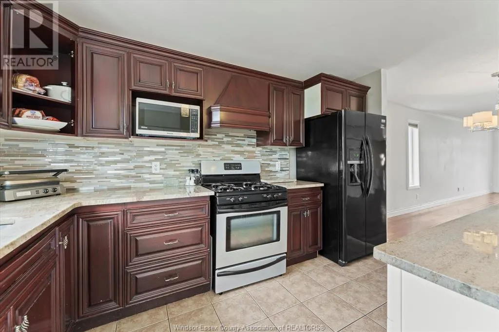 379 SELLICK DRIVE