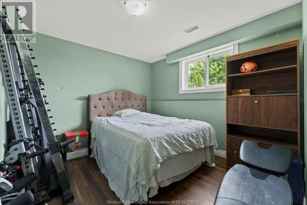 379 SELLICK DRIVE