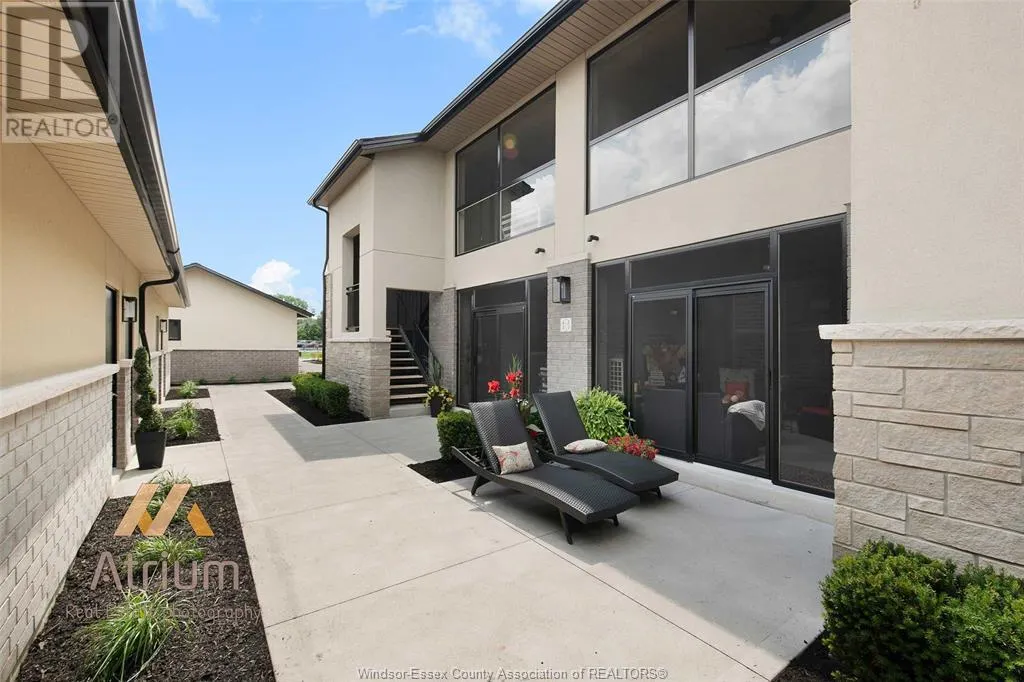 191 EAST PUCE ROAD Unit# 3