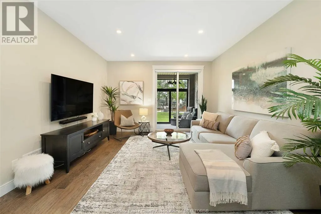 191 EAST PUCE ROAD Unit# 3