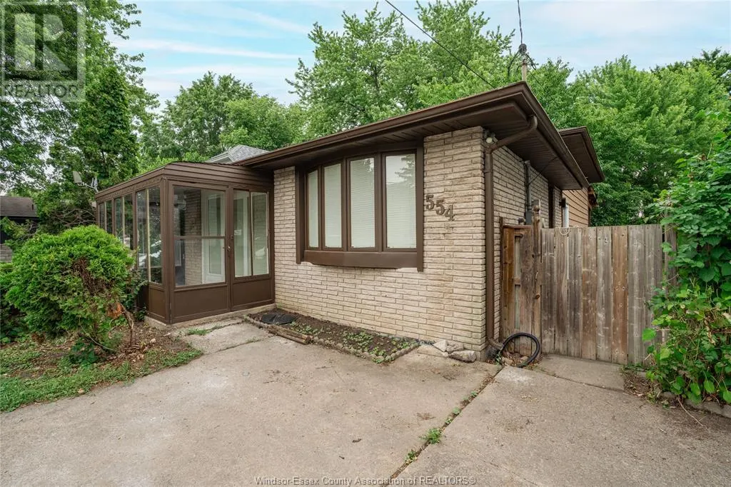 554 LESPERANCE ROAD