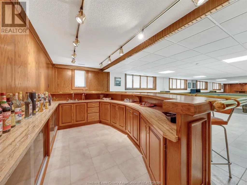 4155 MANNING ROAD