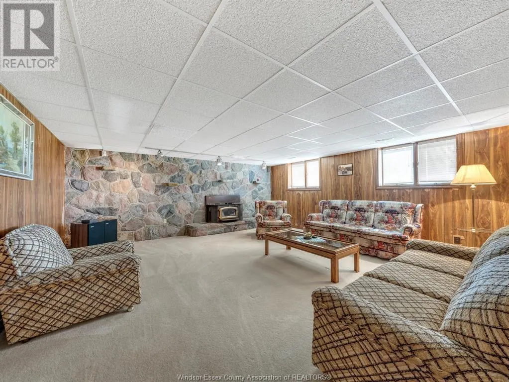 4155 MANNING ROAD