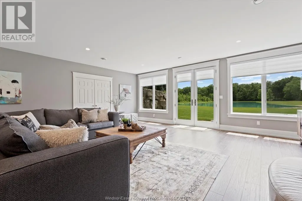 4863 4TH CONCESSION East