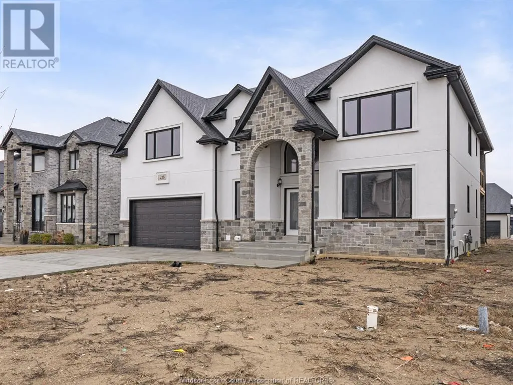 216 Cowan COURT
