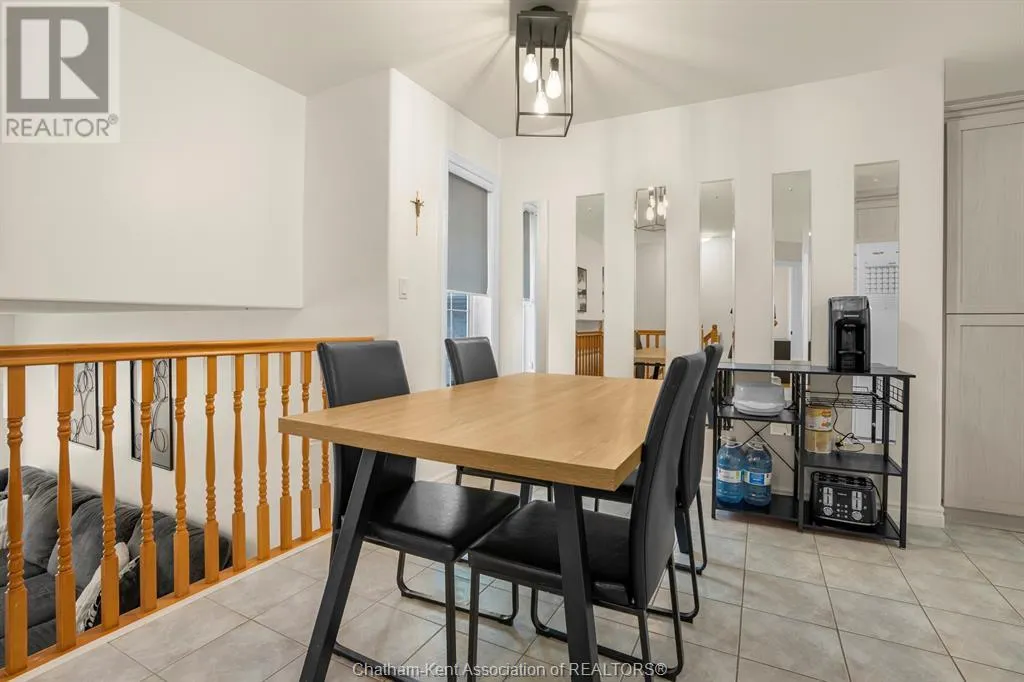 22 Fieldstone PLACE