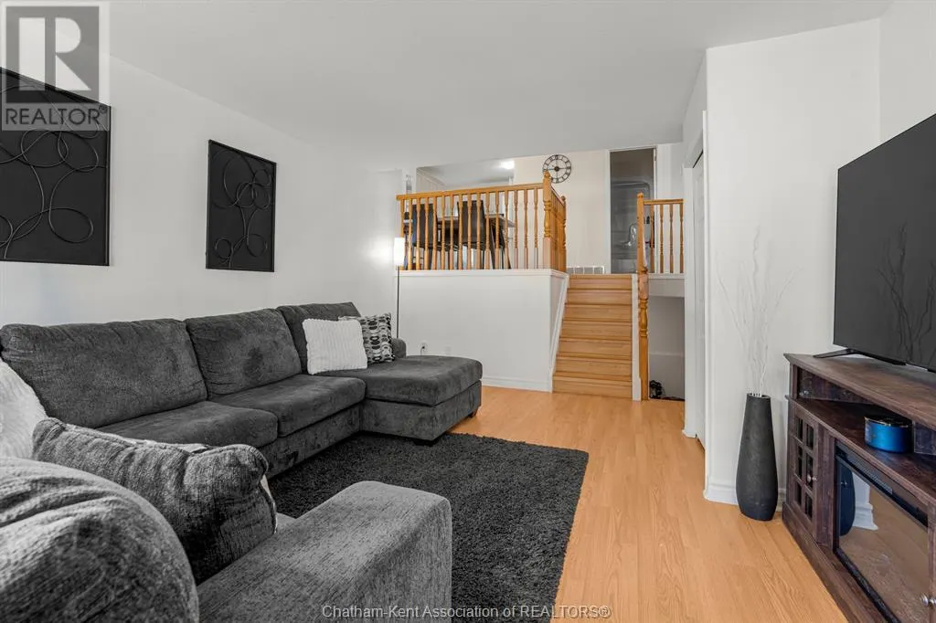 22 Fieldstone PLACE