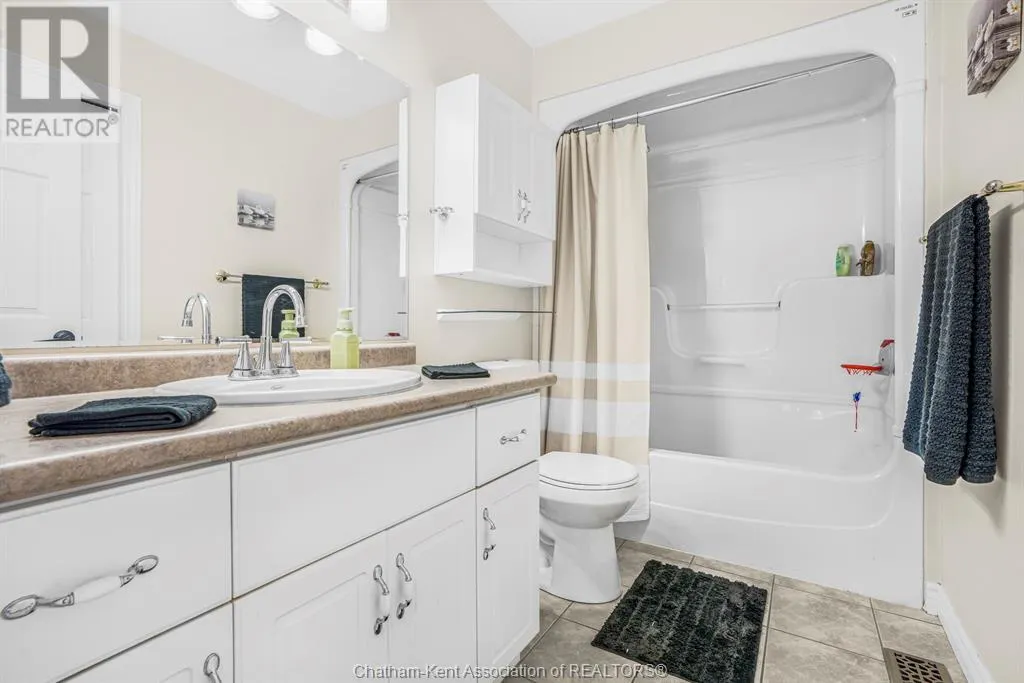 22 Fieldstone PLACE