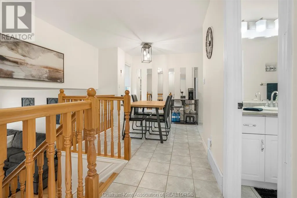 22 Fieldstone PLACE