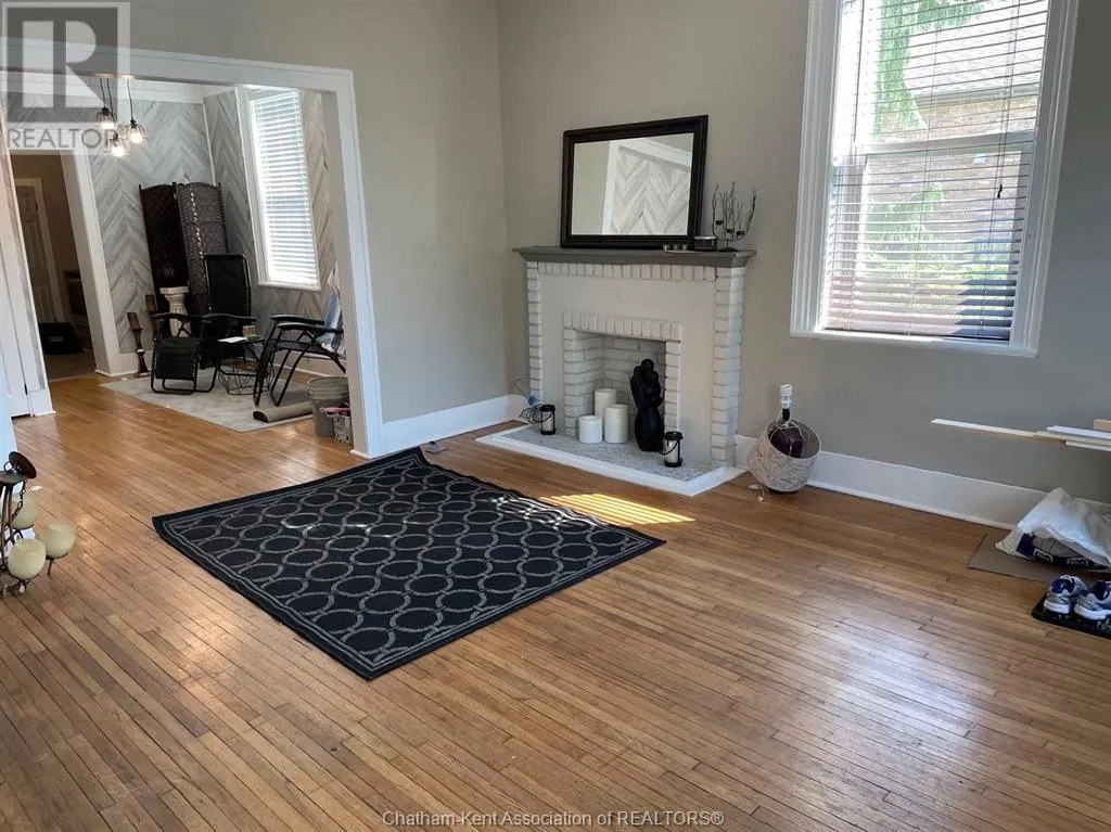 204 Selkirk STREET