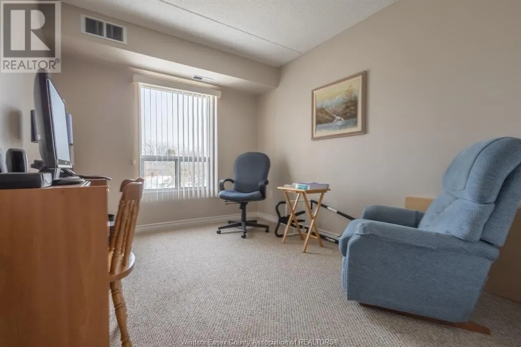 99 ROBSON Unit# 203