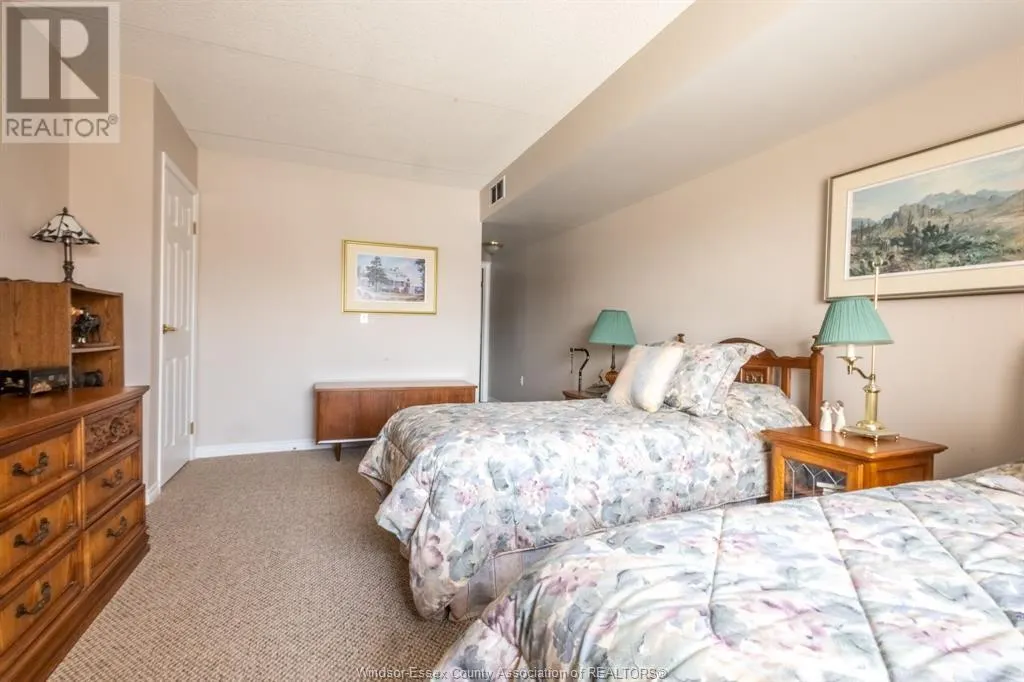 99 ROBSON Unit# 203