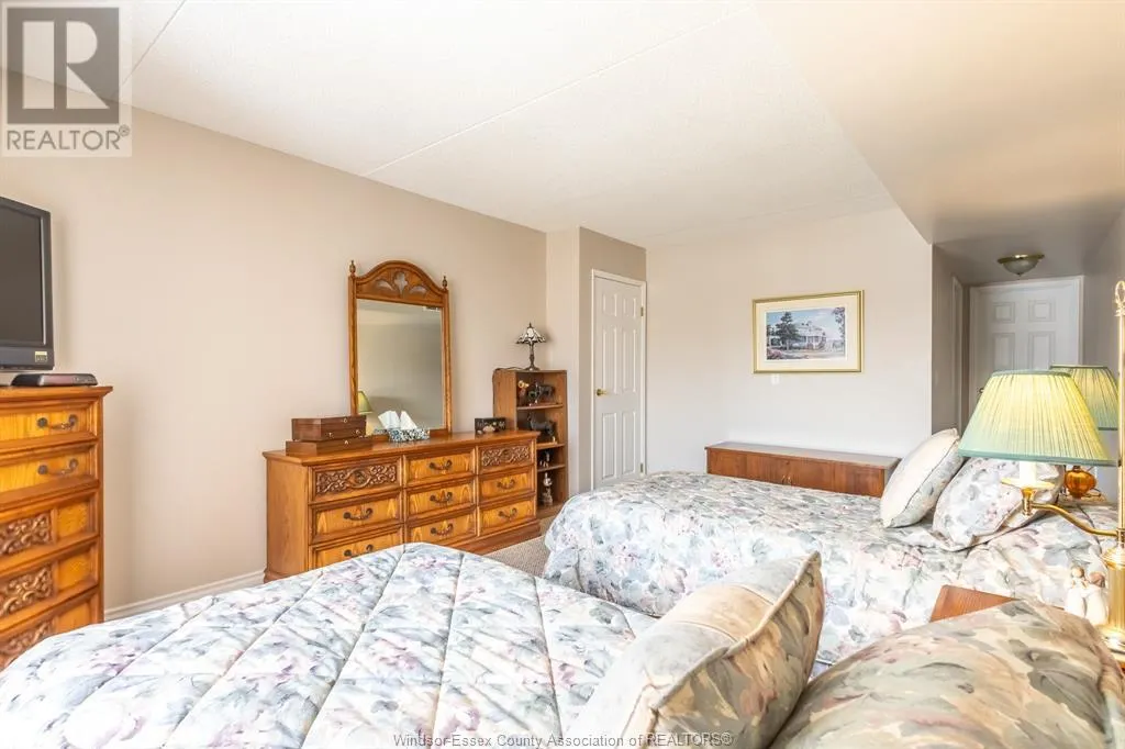 99 ROBSON Unit# 203