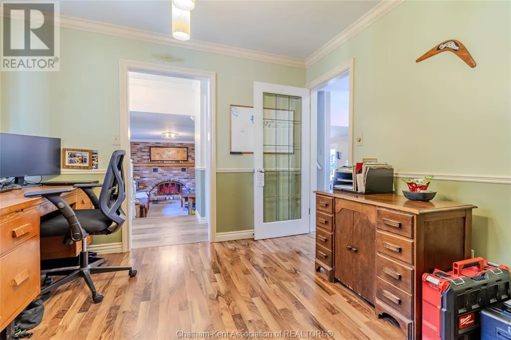 39 Parkwood DRIVE
