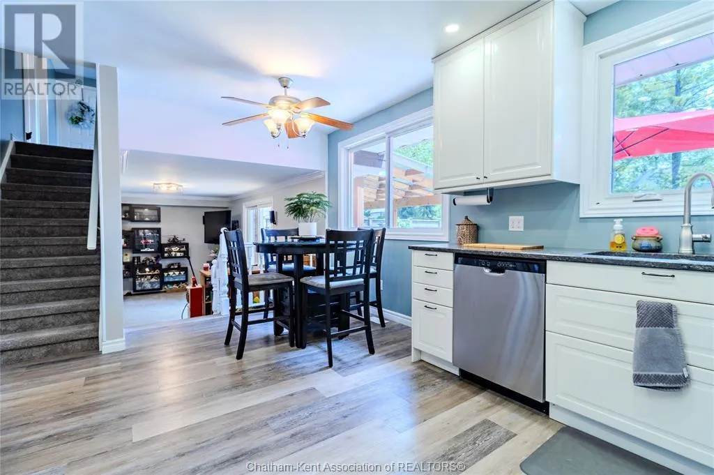 39 Parkwood DRIVE