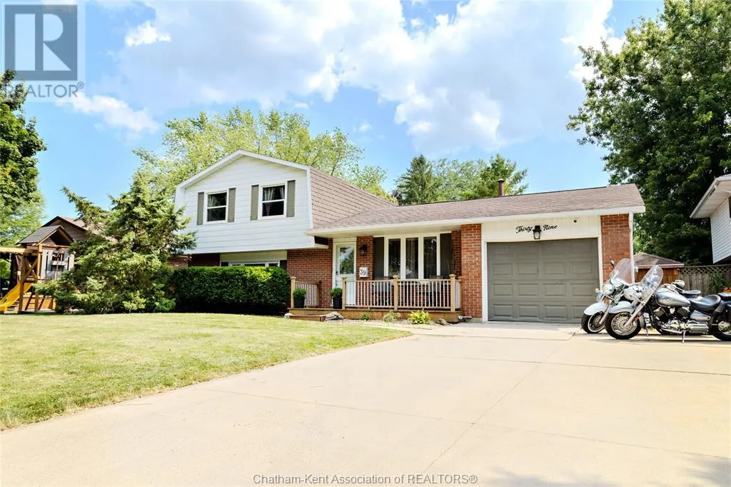 39 Parkwood DRIVE