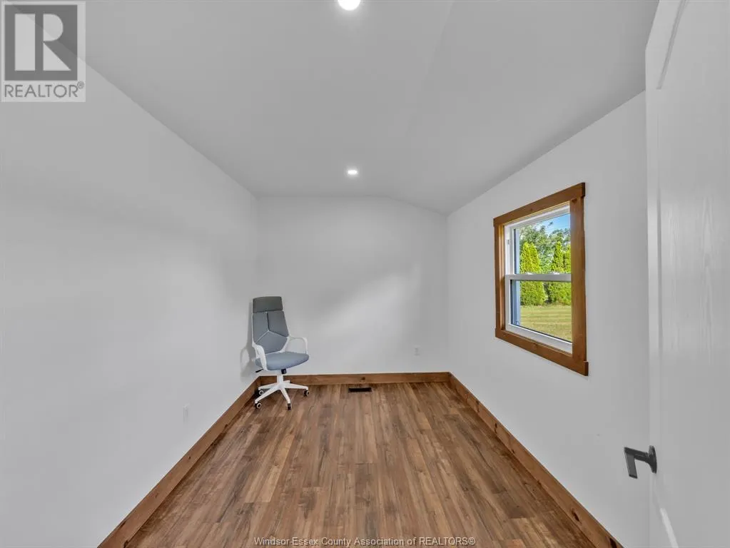 2416 Fox Run ROAD