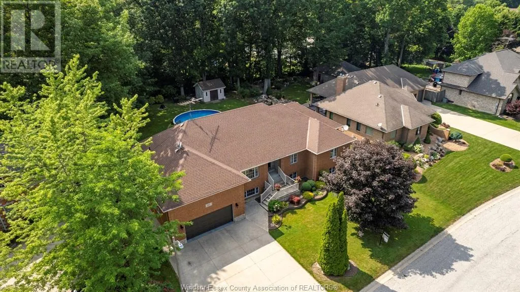 217 WOODLAND DRIVE