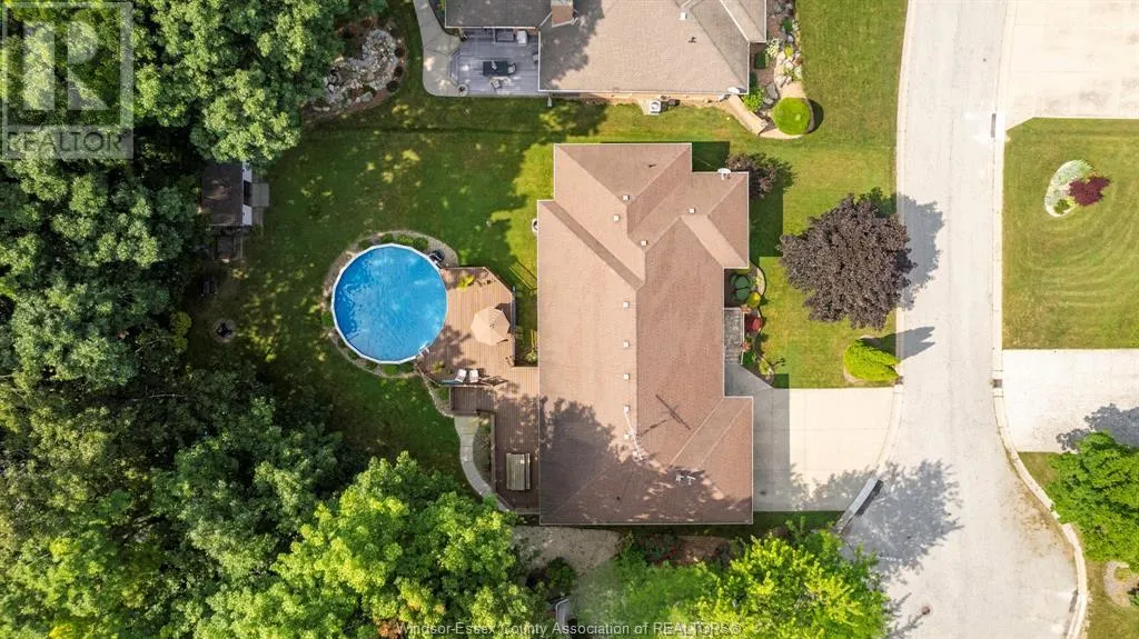 217 WOODLAND DRIVE