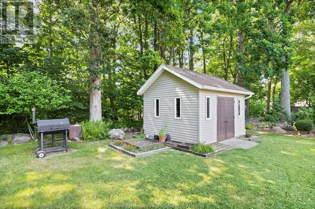 217 WOODLAND DRIVE