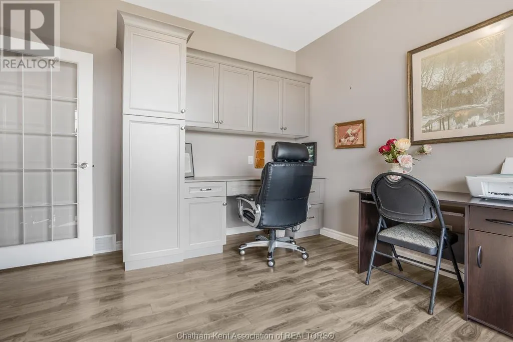 133 COTTAGE PLACE