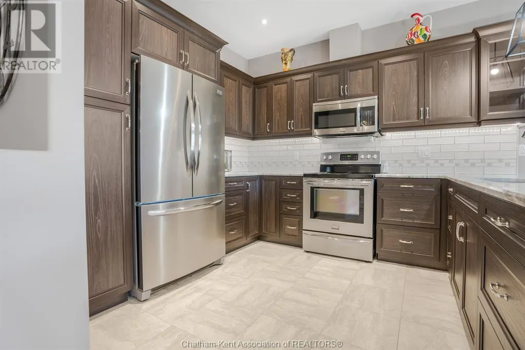 133 COTTAGE PLACE