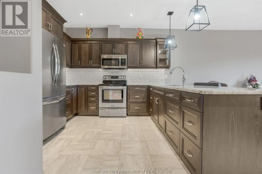 133 COTTAGE PLACE
