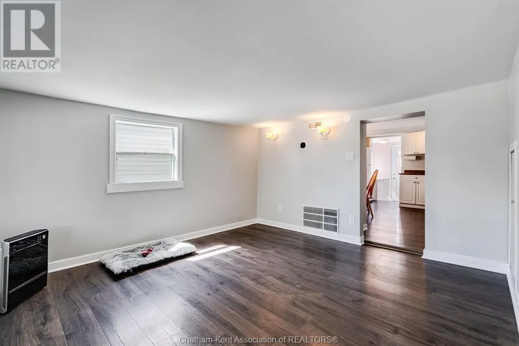 32 Degge STREET