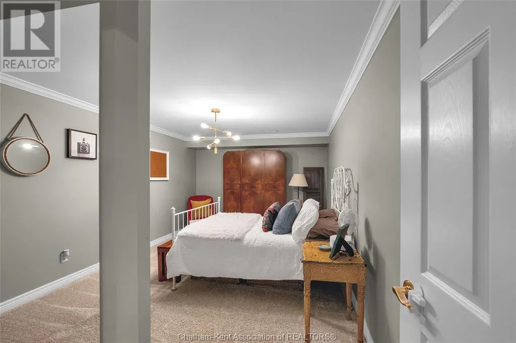 8 Briardene STREET